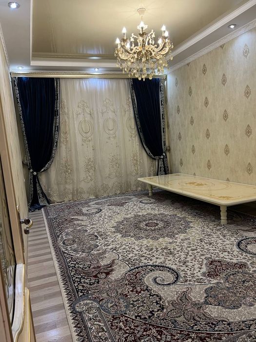 Chilonzor tumani 20 kvartilda 4/2/4 800$ ga arendaga beriladi.