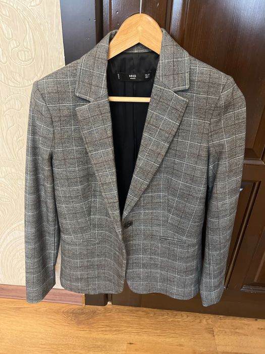 Продам женскую одежду