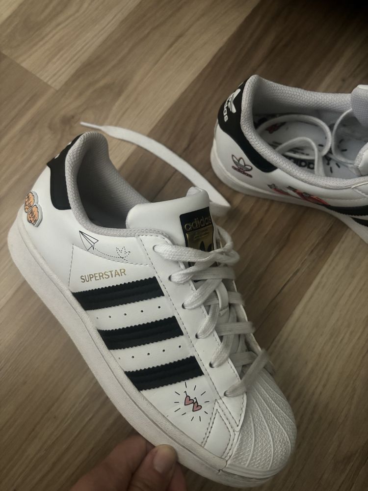 Adidasi superstar 36,5