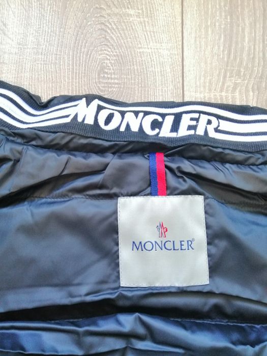 Moncler мъжки елек в черен цвят   3 5 6