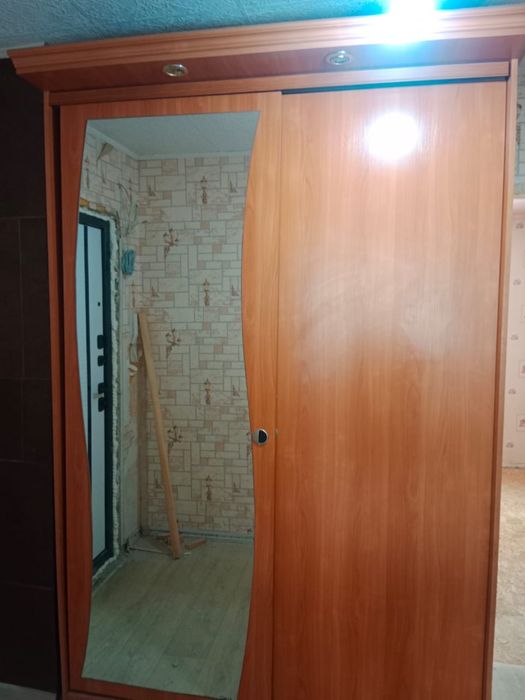 Продается шкаф купе