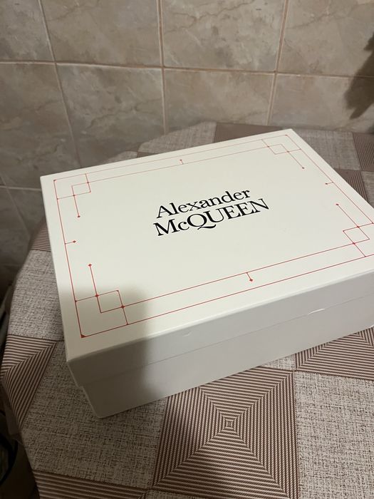 Alexander Mcqueen