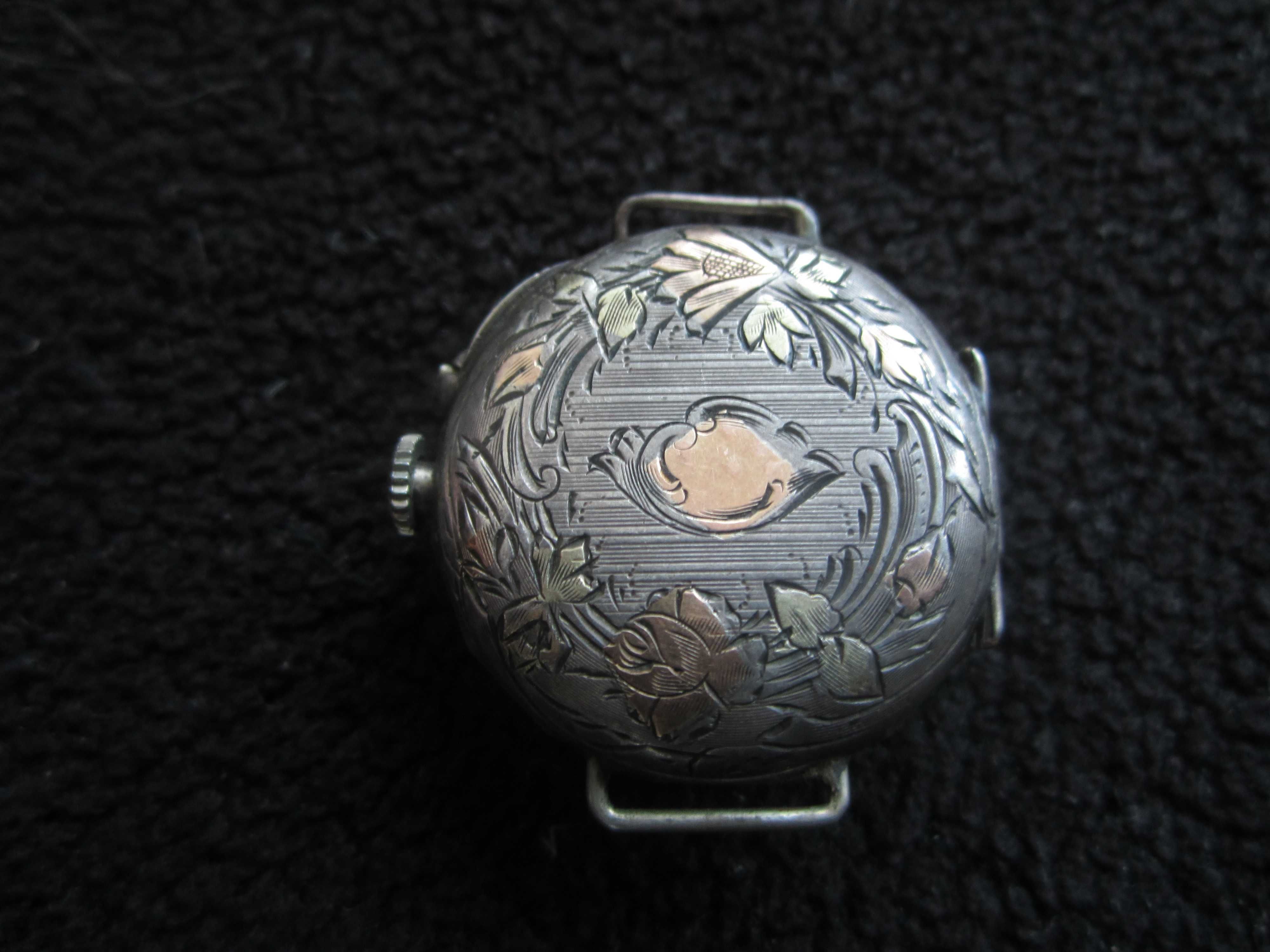 Ceas mecanic vintage din argint