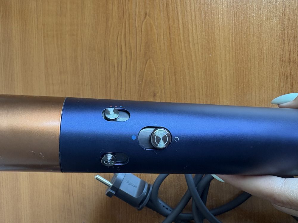 Сешоар Dyson airwrap