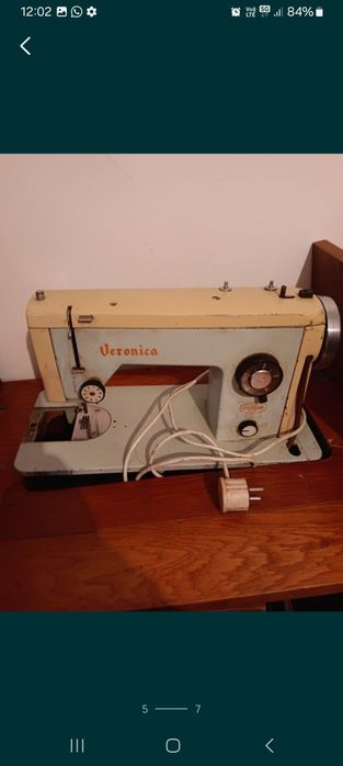 Vand masina de cusut Veronica, vintage