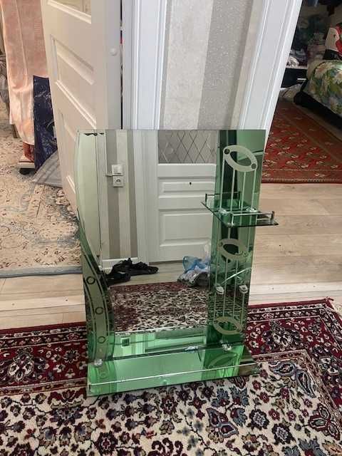 Зеркало для ванной комнаты