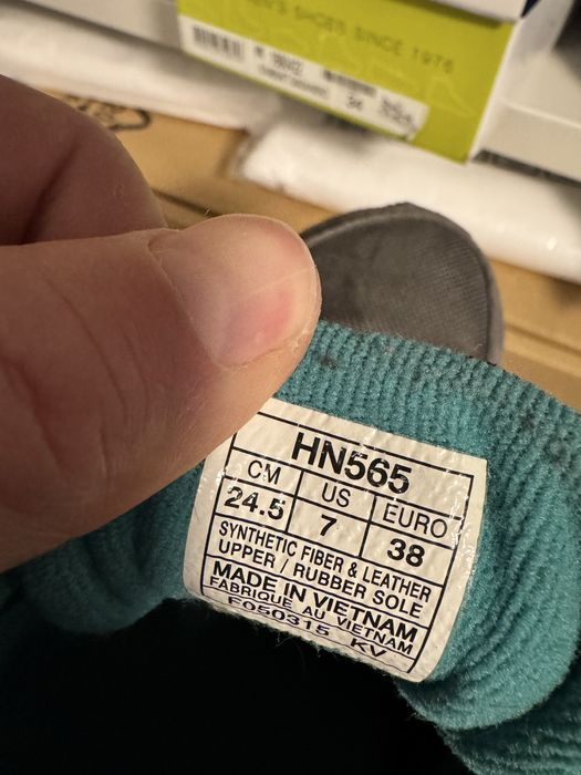 Ascis piele intoarsa si textil