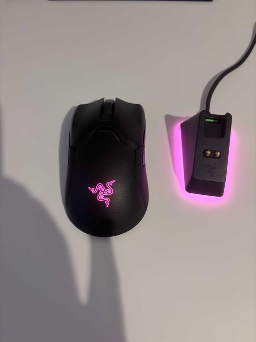 Mouse Gaming wireless Razer Viper Ultimate cu Dock, 74g,Chroma RGB