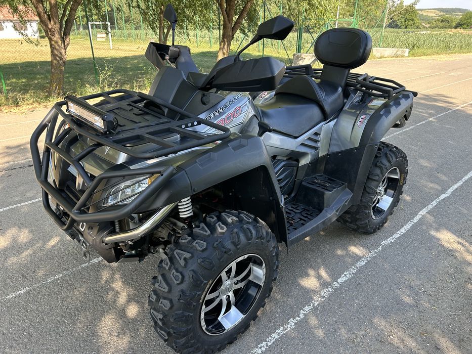Vand Cf Moto 800
