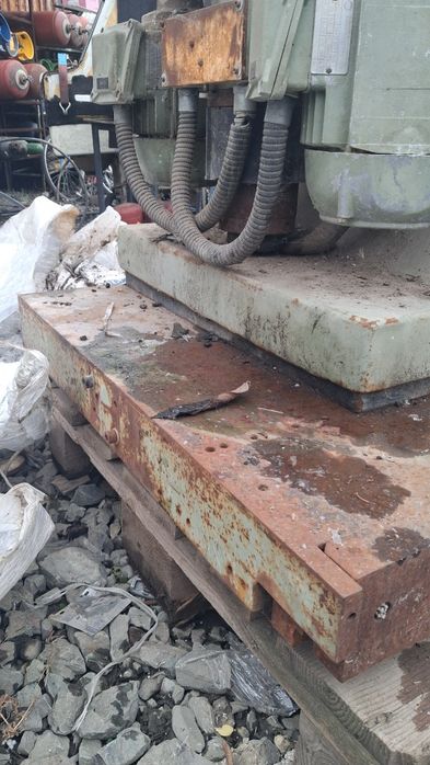 Masina frezat sau gaurit