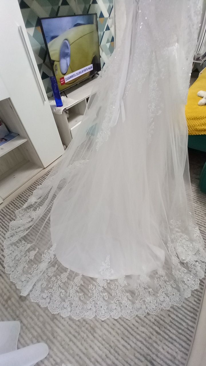 Rochie mireasă nouă
