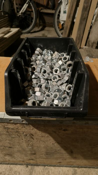 Piulițe M16, zincate, 400 buc