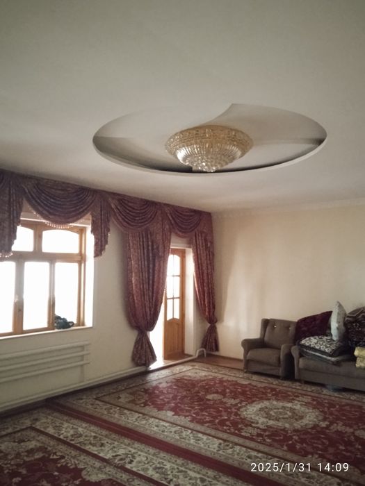 Продажа.Яшнобод.Рисивый..2 дом 4+5ком.3.соток.2.этажних.свой