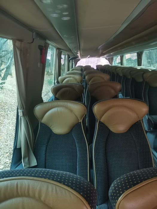 Transport persoane, excursii, team building uri, transferuri, etc