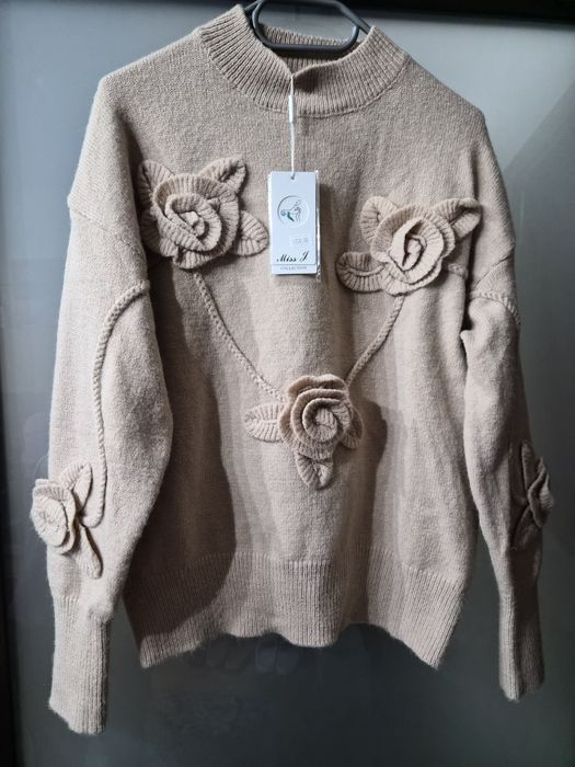 Pulover NOU, mărime universală