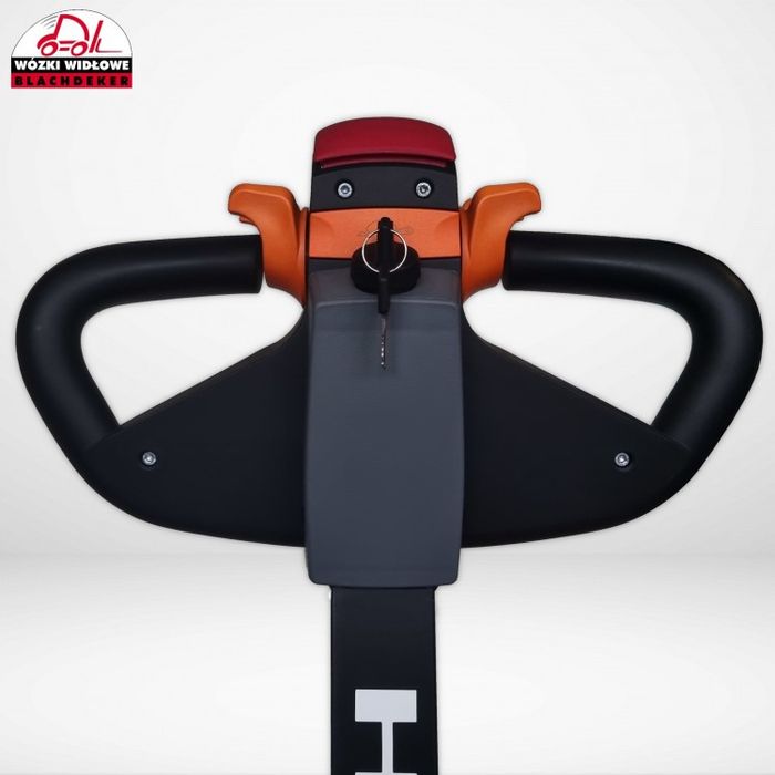 Штабелёр электрический HELI Shtabelyor