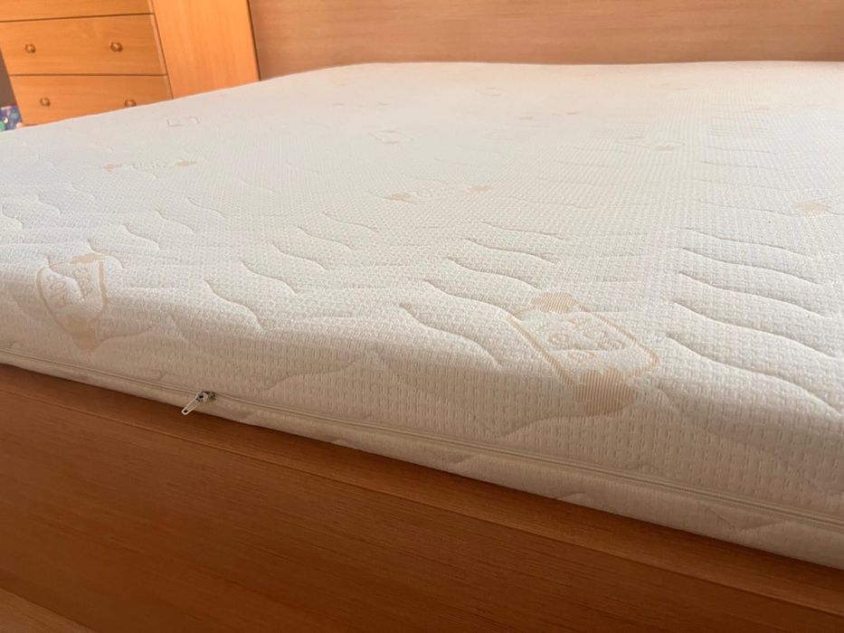 Vand saltea 180x200 memory foam
