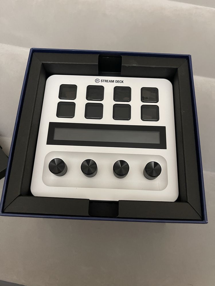 Stream Deck + Elgato