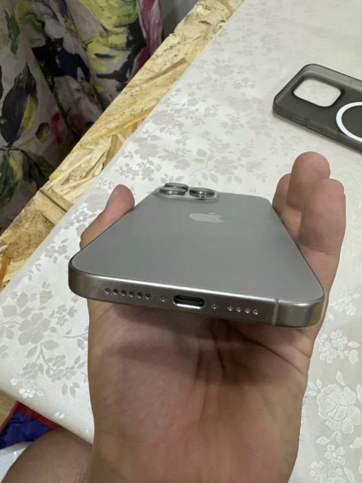 iPhone 15 Pro Max Titanium