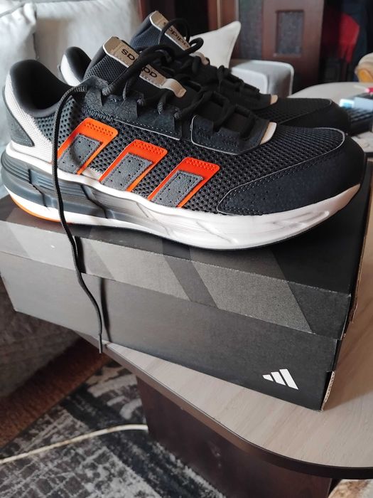 Маратонки Adidas