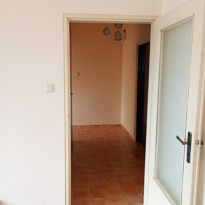 Продавам апартамент