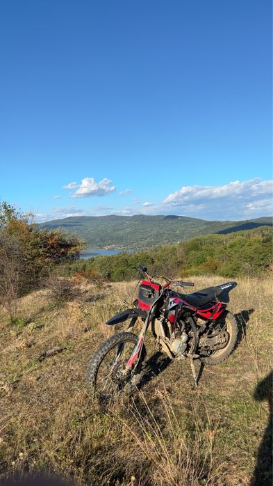 Se vinde cross 250