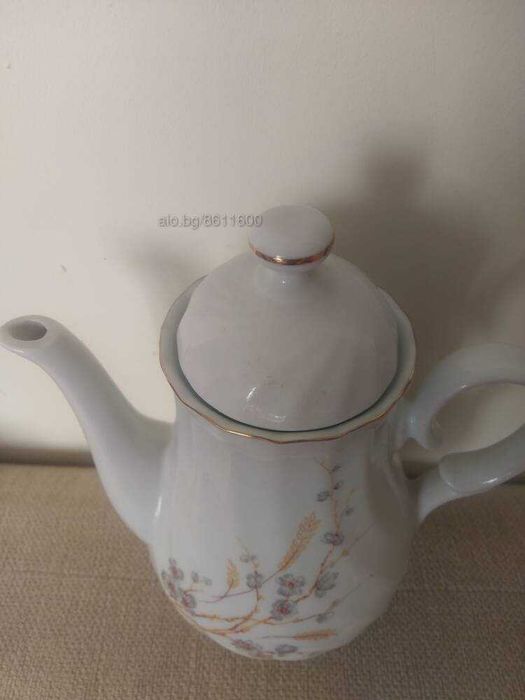 Порцеланова кана с позлата Китка, нова