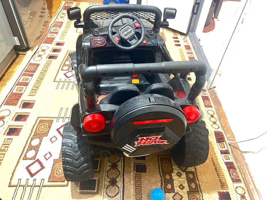 Pultli mashina 5-6 yowli bolalar uchun