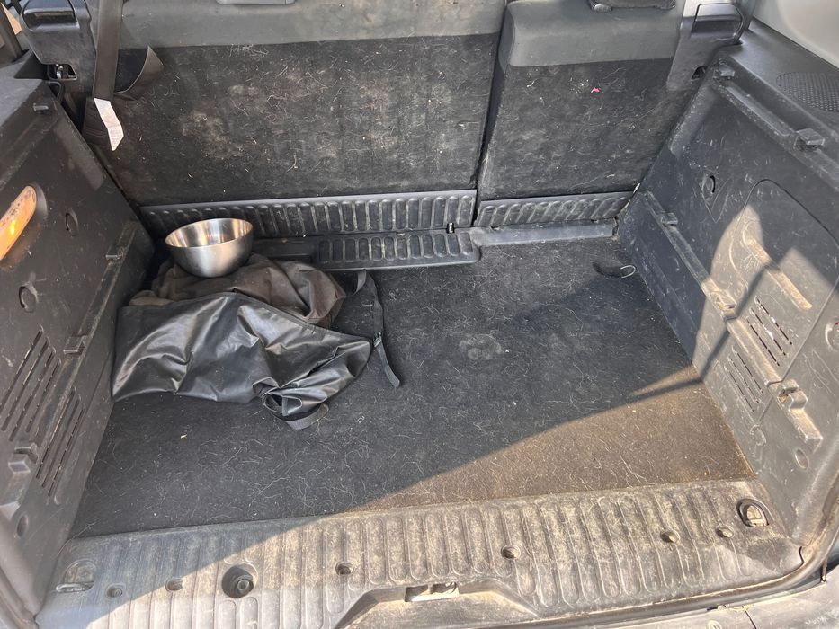 Curăț interioare auto