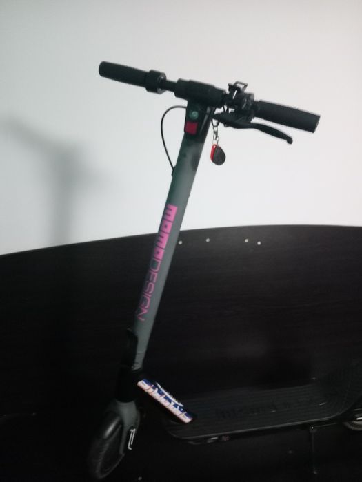 Trotineta momodesing evo 9