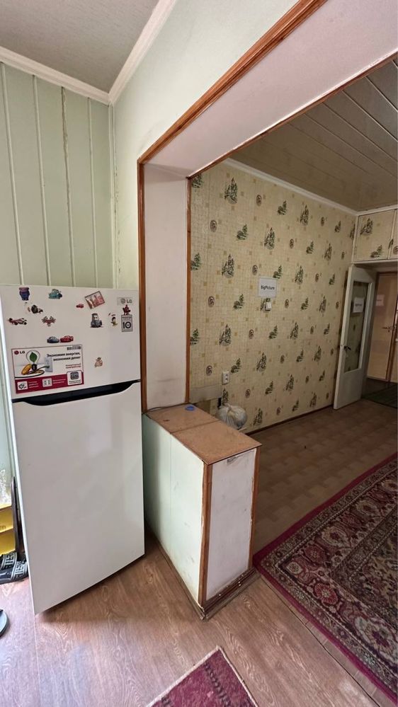 Ижарага 2/1/4 Кадышева базар 2-х комнатная срочно в аренду