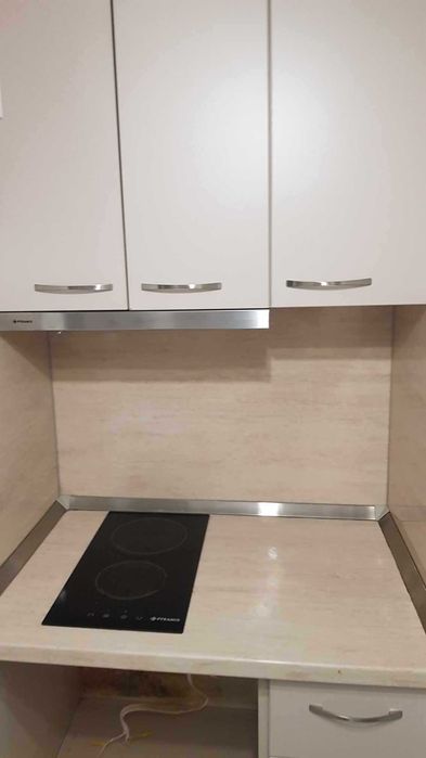 Дава се под наем Тристаен апартамент в Пловдив, Кършияка - 90 кв.м за 325 € - Снимка #1