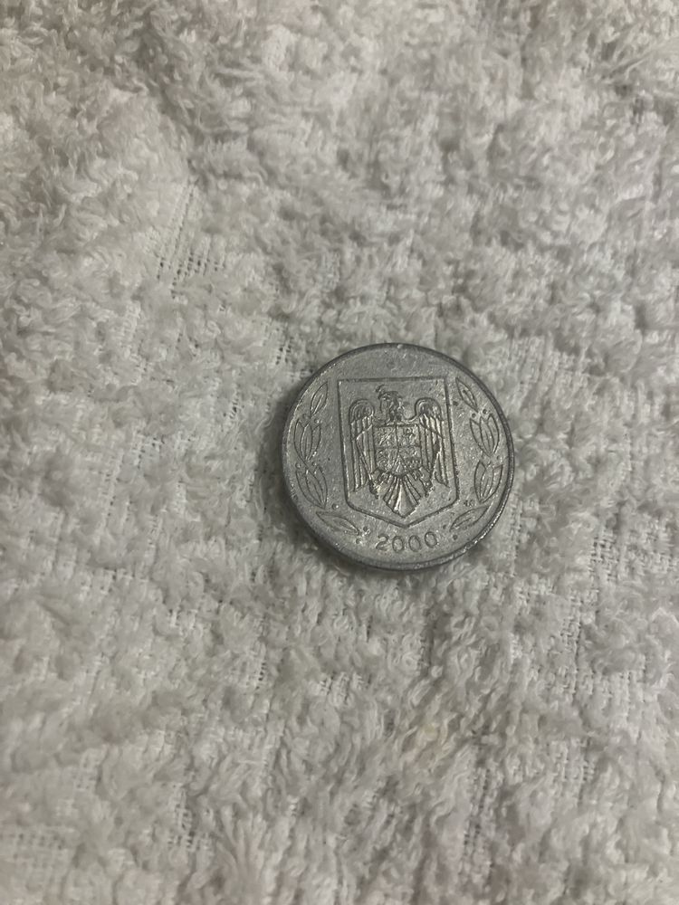 Vand moneda de 500 de lei anul 2000