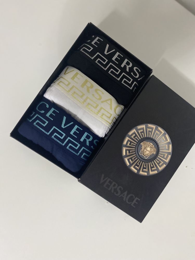 Boxeri versace 3 la set 85 lei