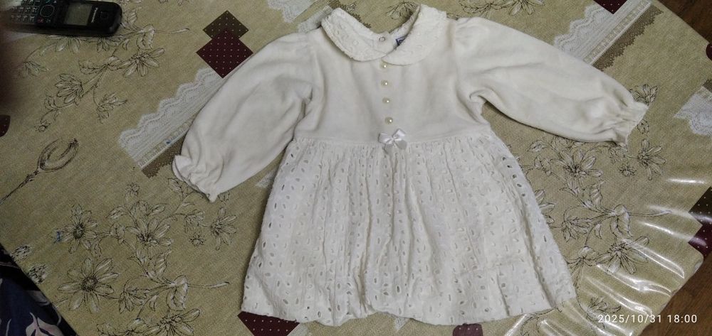 Платье белое нарядное на 1-1,5 года