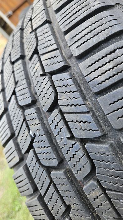 4бр гуми 215 55 16 фаерстоун