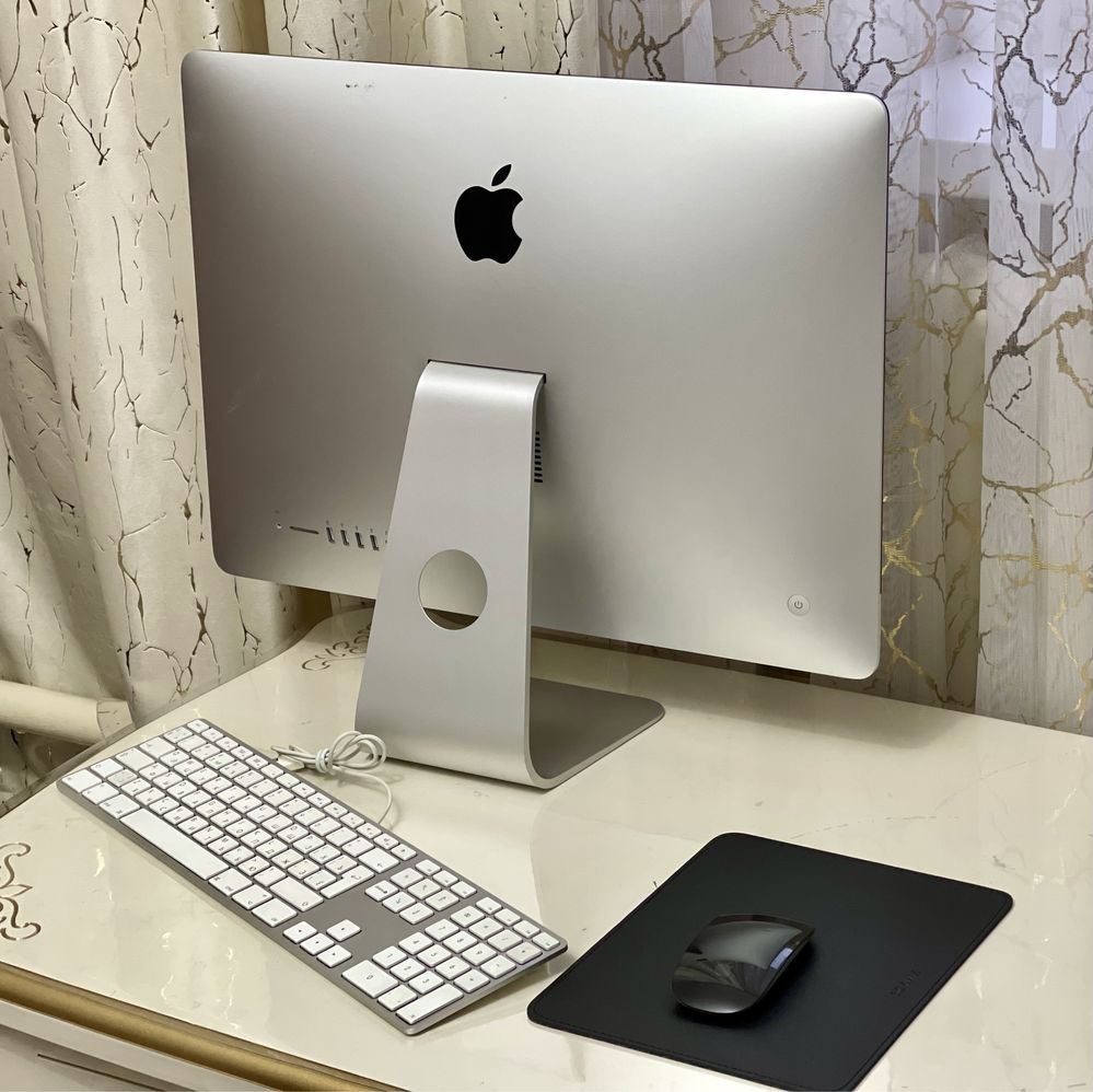 Apple iMac 2015г / SSD:256GB/ 2.7 Ghz Core i5