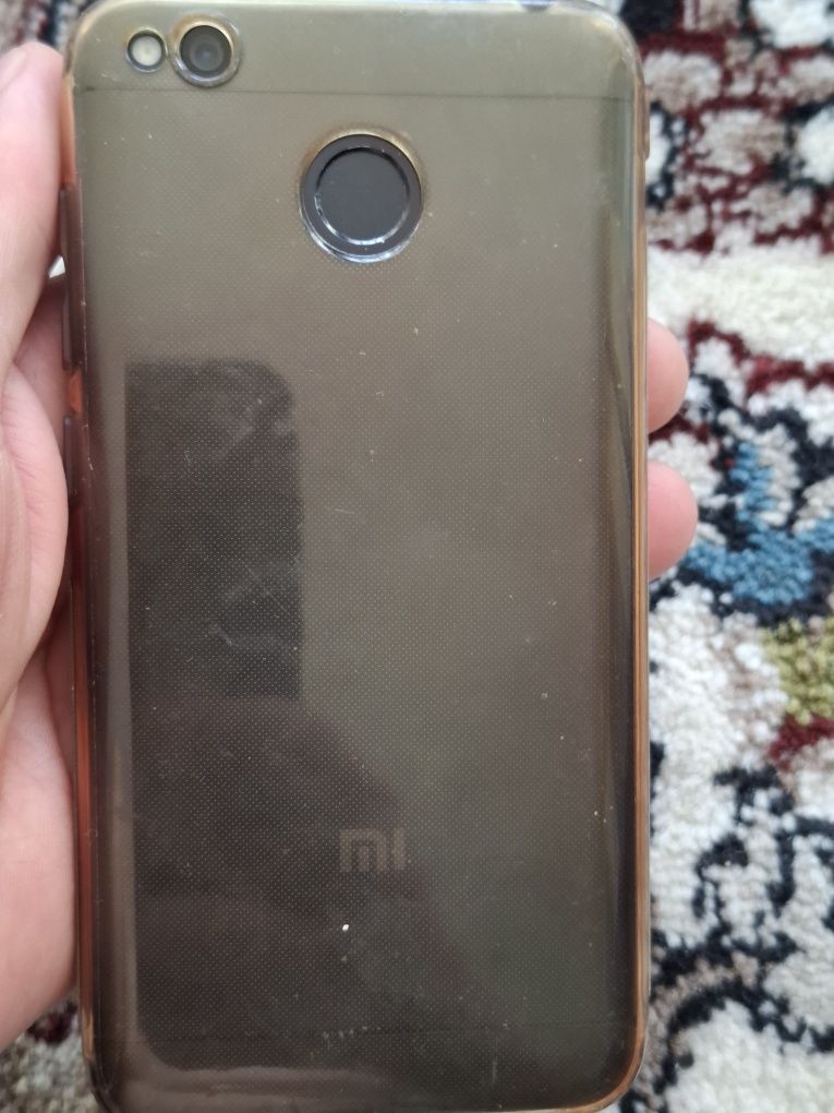 REDMI 4X  Xotira 32GB sotiladi 550000