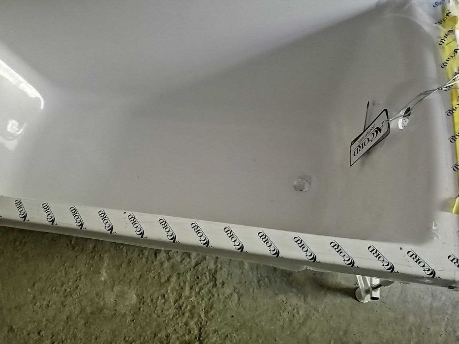 продается Ванна Акриловая