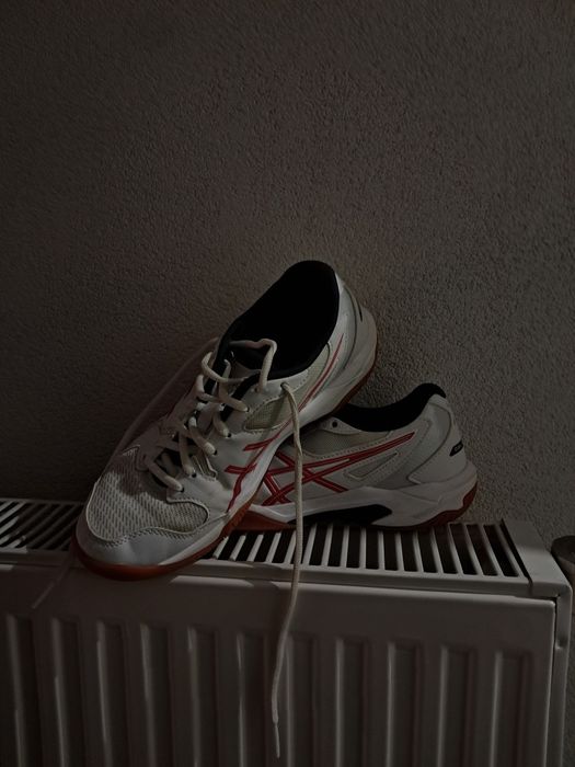 ASICS дамски обувки