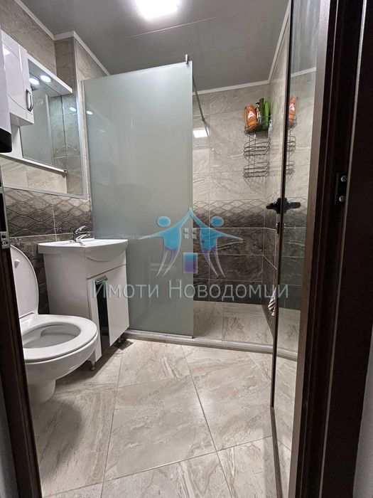Продава се Двустаен апартамент в Шумен, Пазара - 64 кв.м за 1594 €/кв.м - Снимка #8