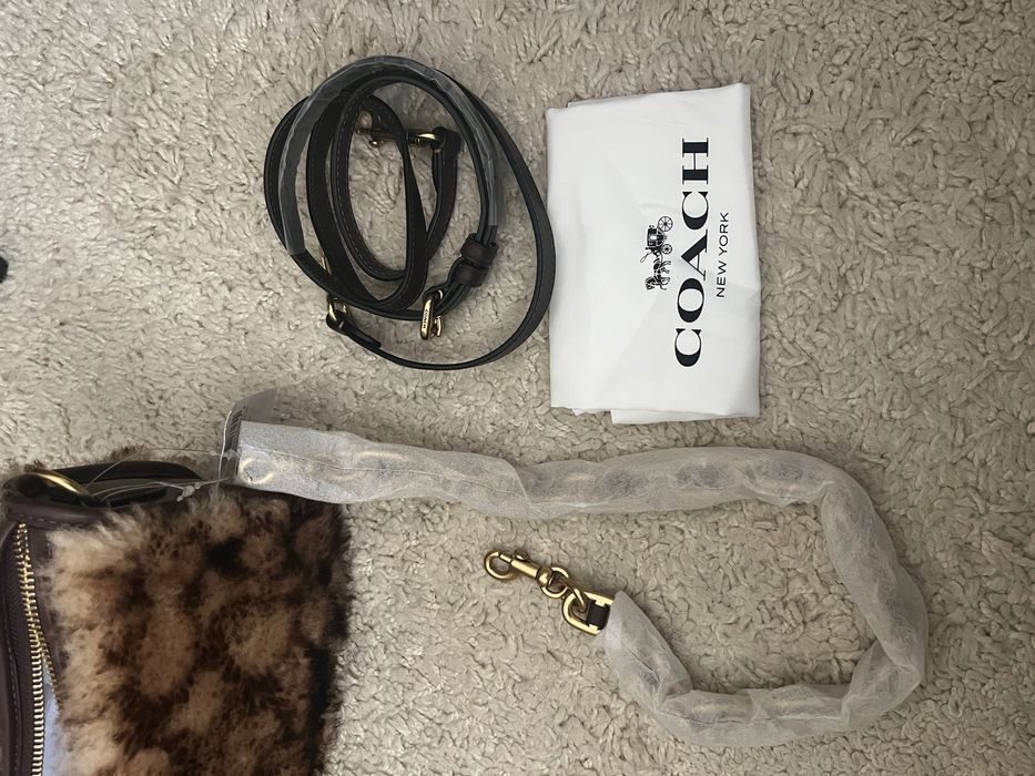 Coach Swinger чанта чисто нова, оригинална