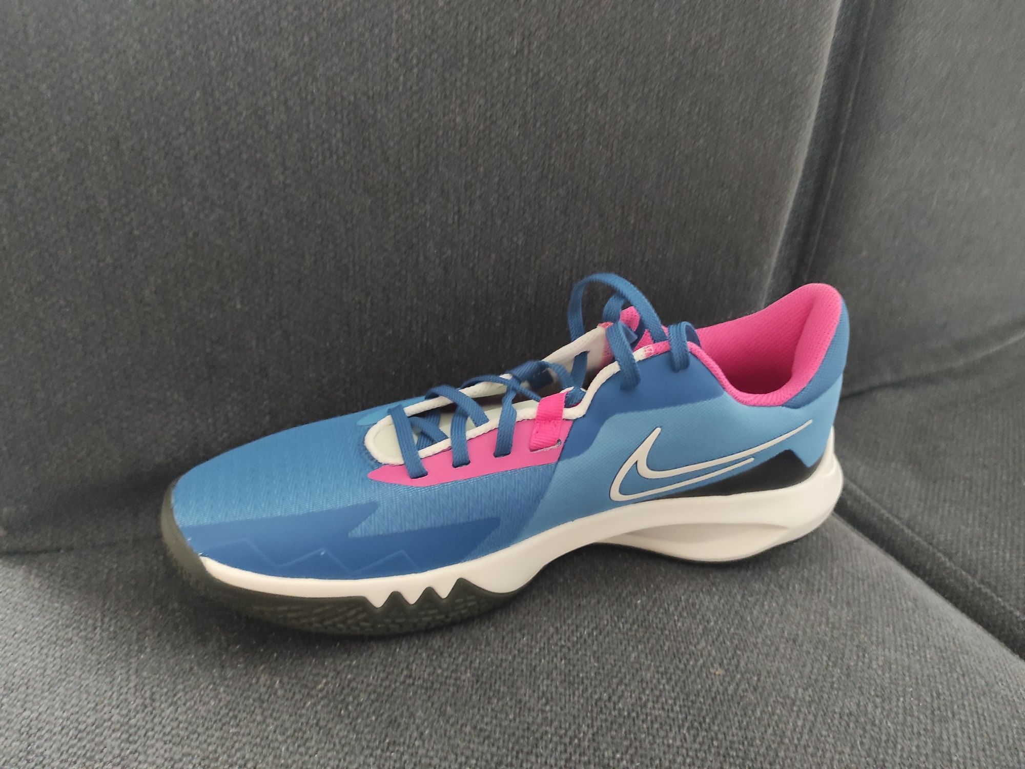 Nike Precision 6