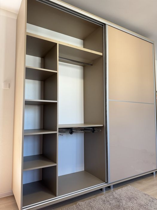 Sifonier 240x240 cm, făcut la comandă, front MDF – doar Iași