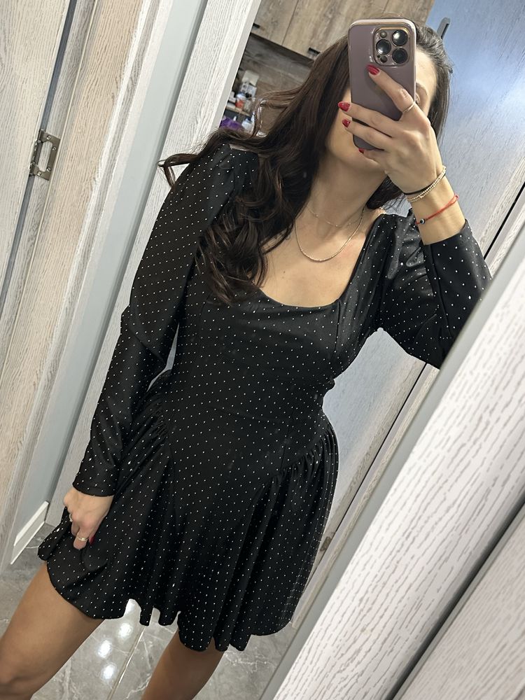 Официална рокля с камъни