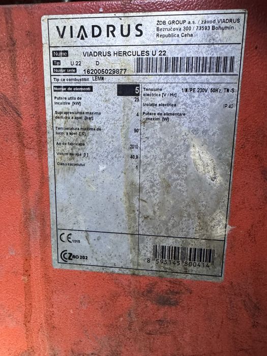 DEFECTA Centrală fonta viadrus un element DEFECT revin cu poze