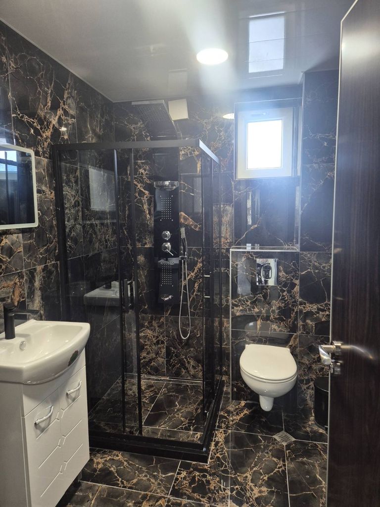 Продава се Етаж от къща в Каварна - 170 кв.м за 720 €/кв.м - Снимка #5
