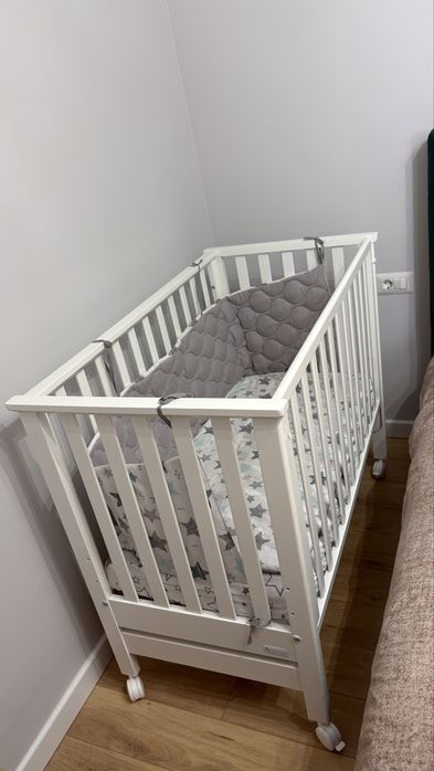 De vanzare patut bebelusi 1-3 ani