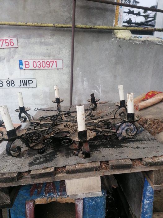 Lustra fier forjat facuta manual