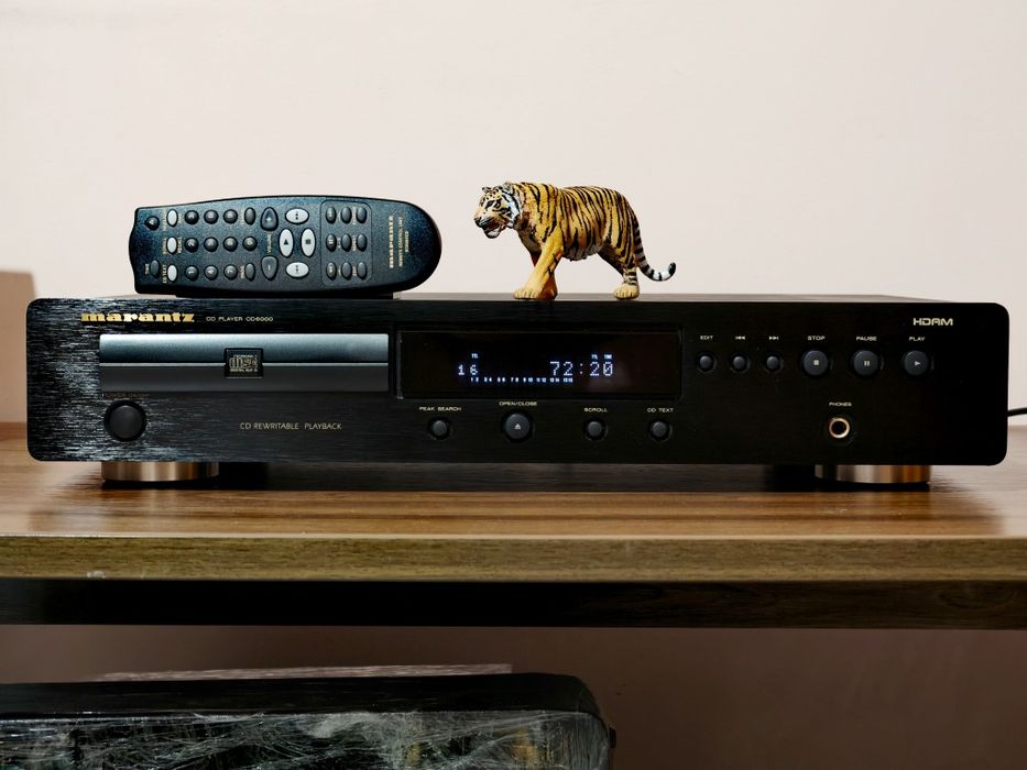 Marantz CD-6000. Rar . High-end cd player. Preț fix !